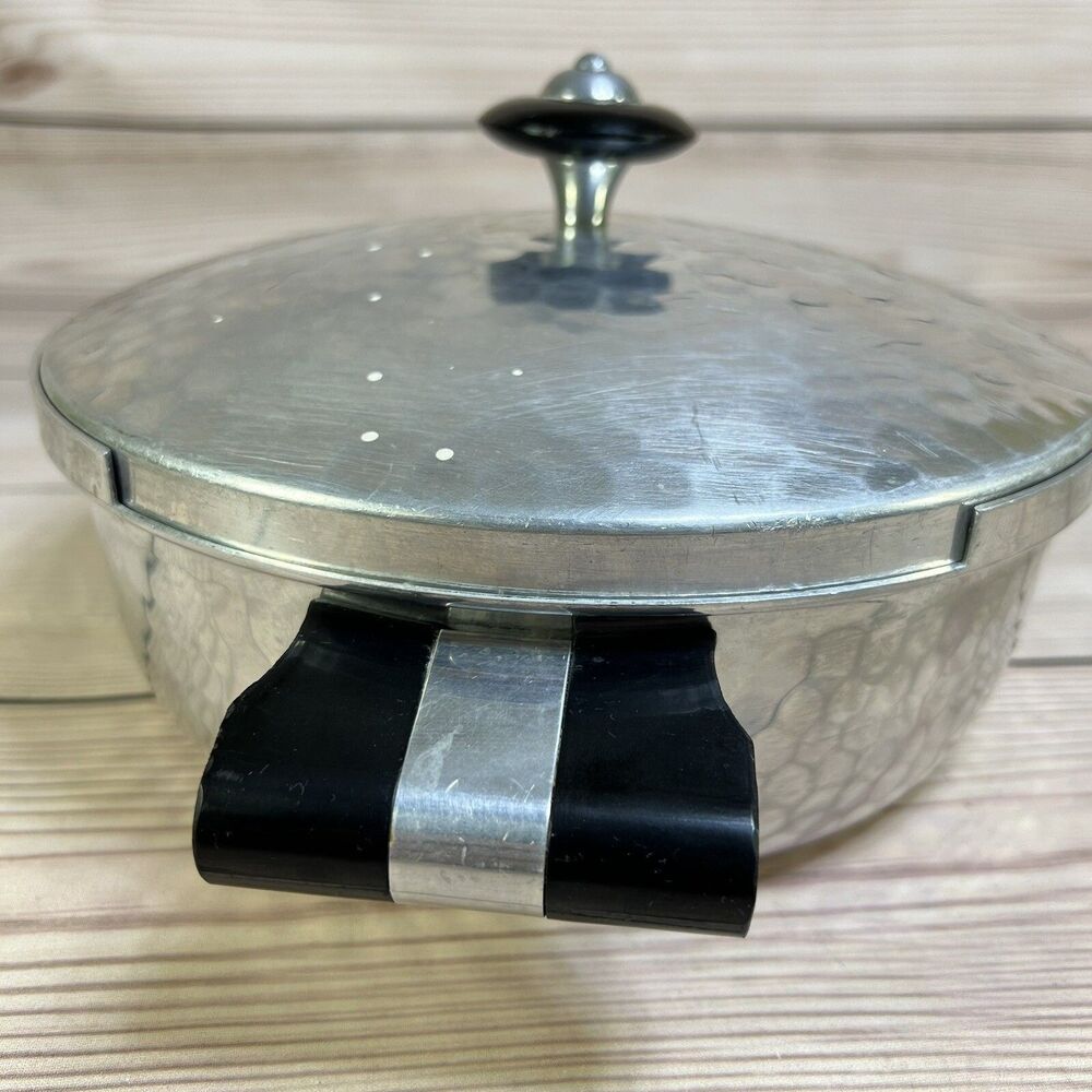 Vintage Puralum Italy Hammered Aluminum Casserole Dish Server w/Lid 8" MCM Retro - Picture 9 of 16